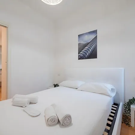 I Host Apartment - Gressoney 3 Milan Exterior photo