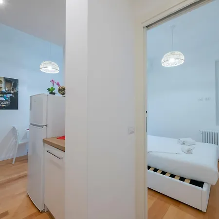 I Host Apartment - Gressoney 3 Milan Exterior photo